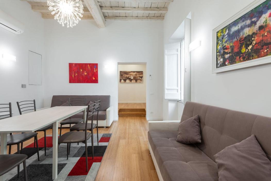 Restored Apartment - Stunning Pantheon View Rome Exterior photo